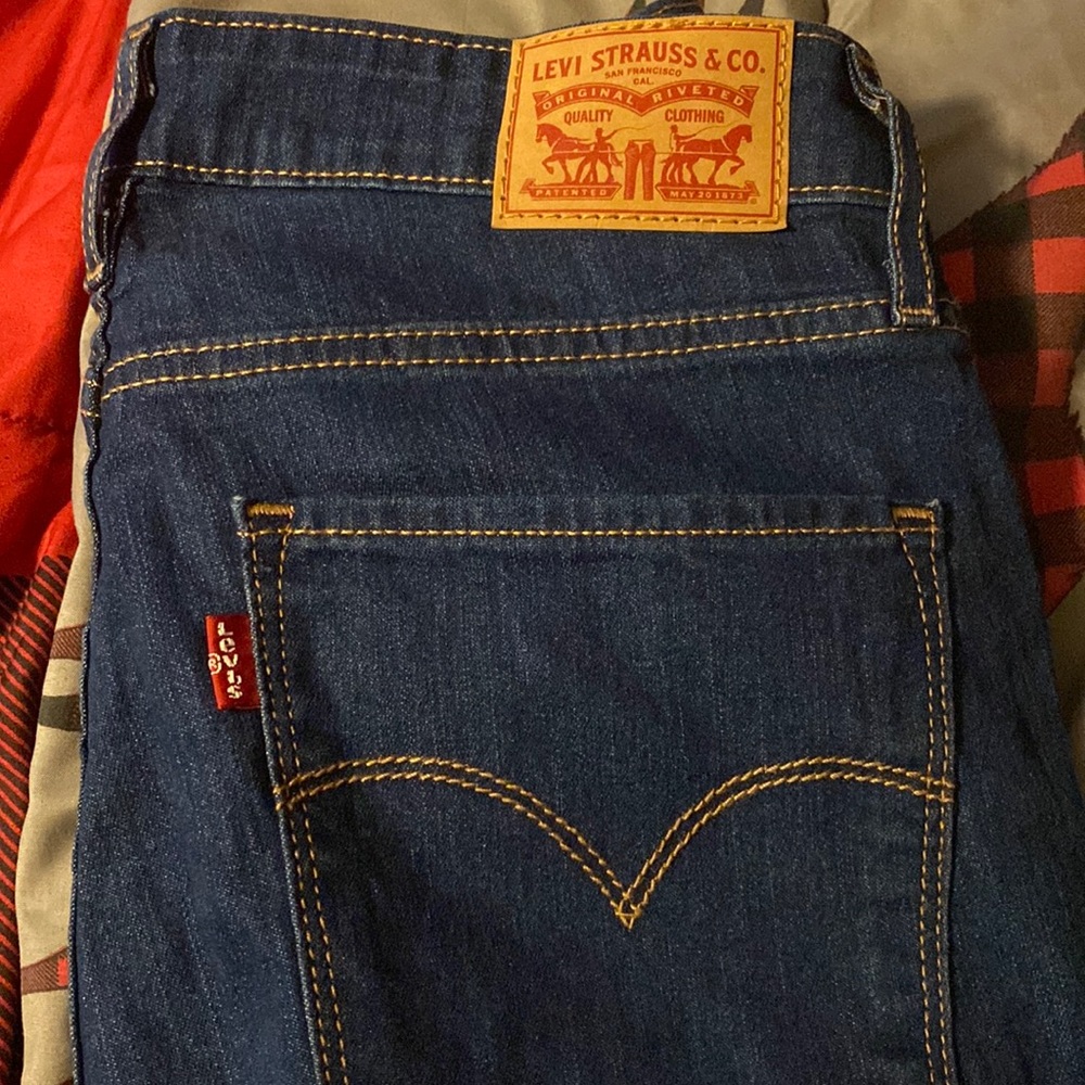 Women Levi’s